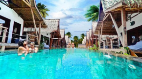 Отель Kaleydo Villas  Матарам